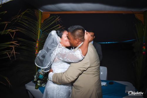 boda kiss