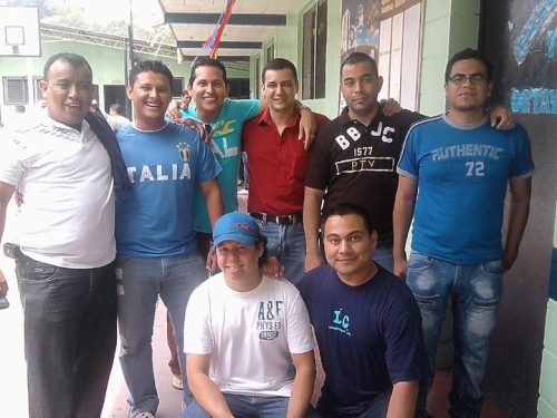 con los companeros