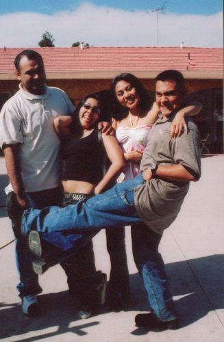 los locos y carlos